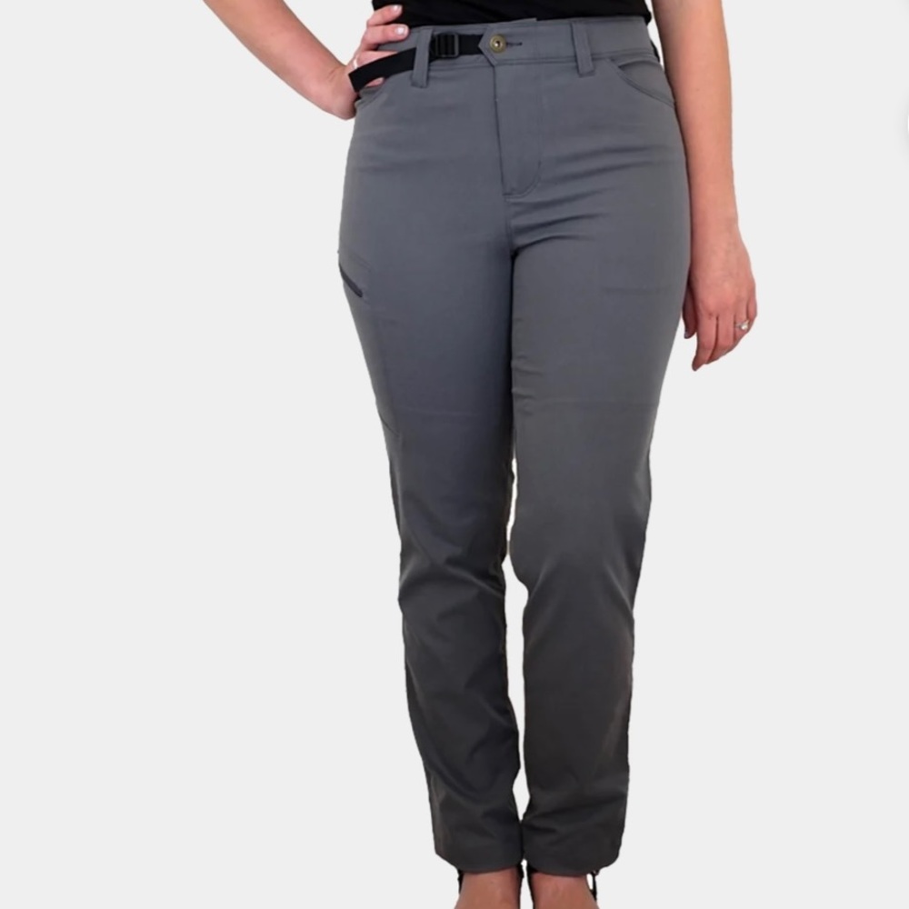 Outdoor Vitals Women’s Satu Outdoor Pants. Color charcoal. Size 8